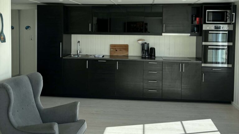 01588600 73b8 4577 9388 87bb3ad6787e