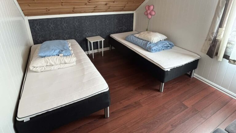 33a8d960 ae42 4ed2 8f79 c6ea826e1123