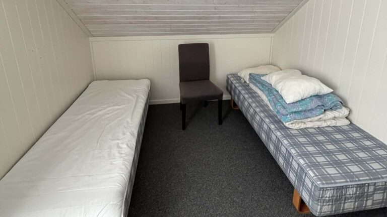 8e163acb d1c6 424b a90e d6983fb4b9af