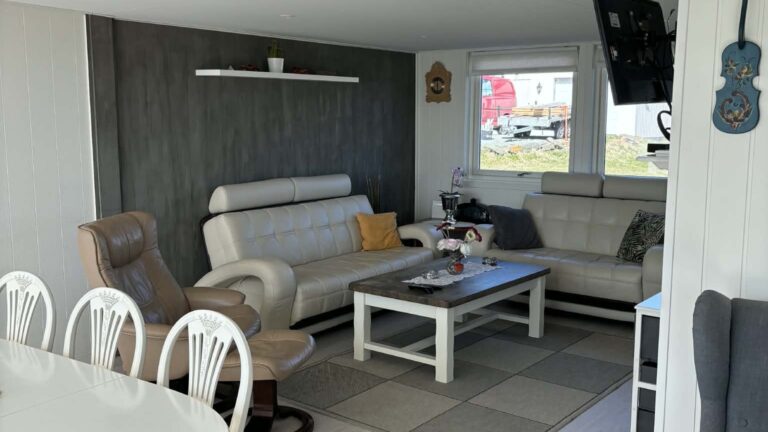 9dd8b3dc 9c2f 4017 8215 a62c998b6cfd